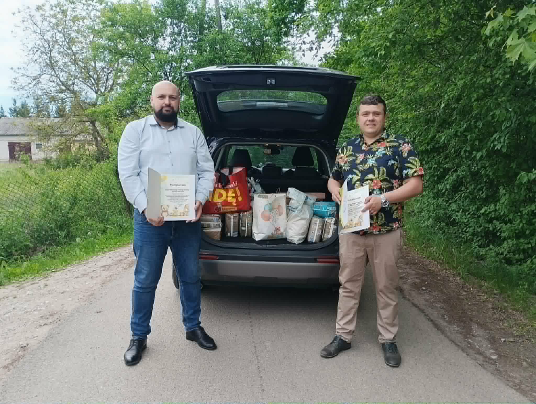 Odbiór darów 104